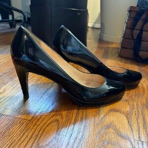 Cole Haan black patent leather closed-toe pumps